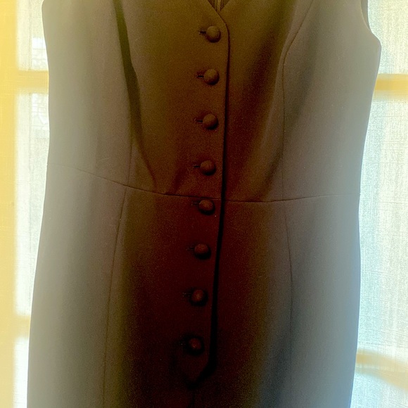 Size 6, navy blue Calvin Klein shift dress. - Picture 4 of 4